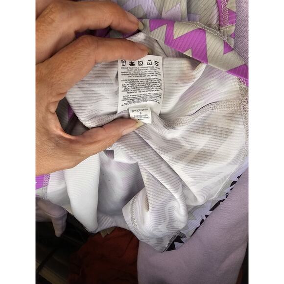 Nike Dri-fit Slim Fit Active Wear Womens SZ S Racerback Zig Zag Pattern - Picture 6 of 8